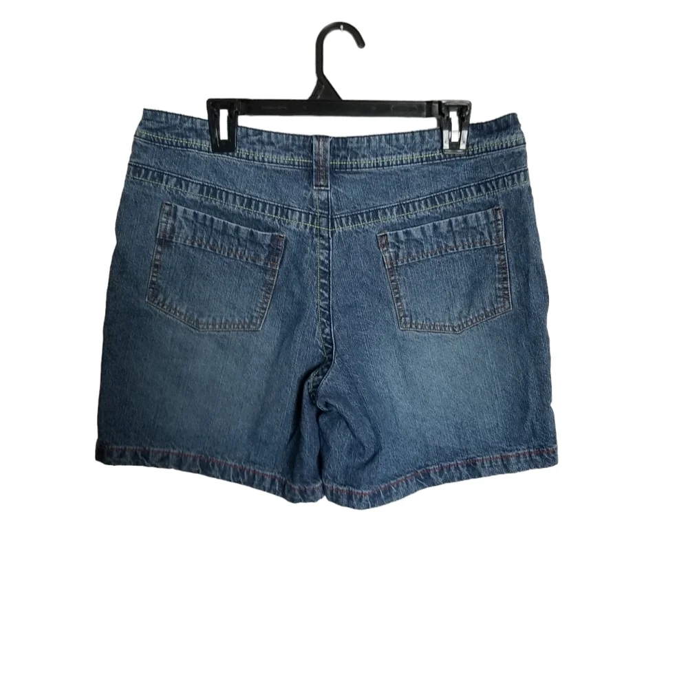 Faded Glory Denim Shorts Size 14 Ladies 100% Cotton - Picture 2 of 12